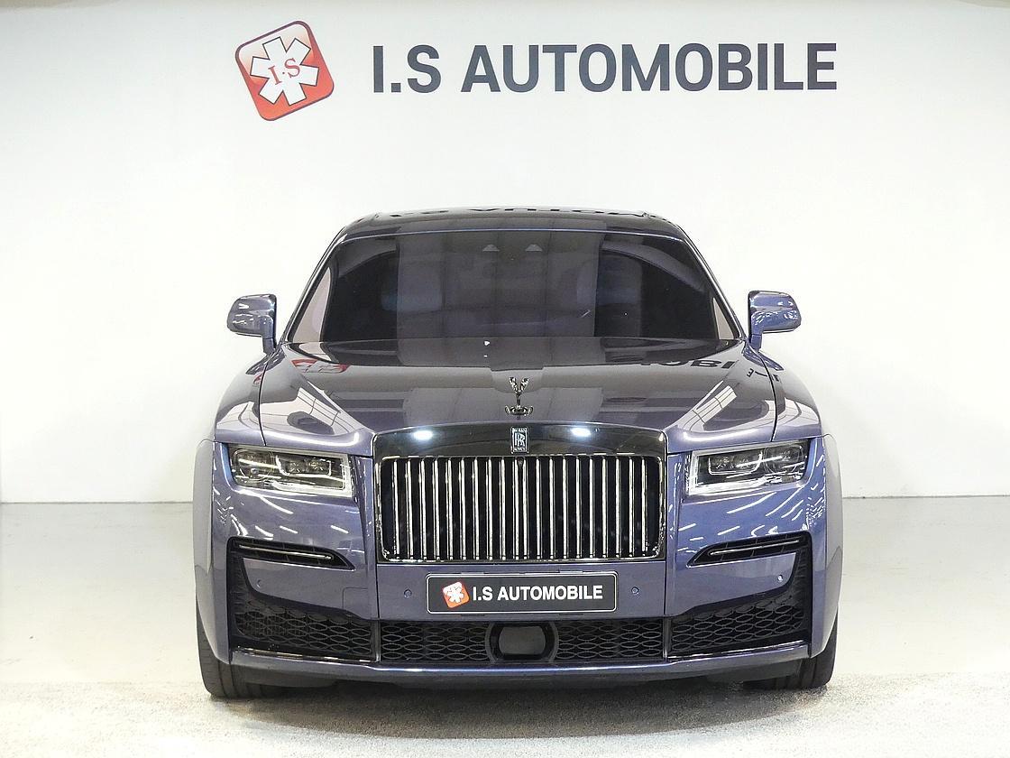 롤스로이스 고스트 2세대 6.7 V12 블랙 배지