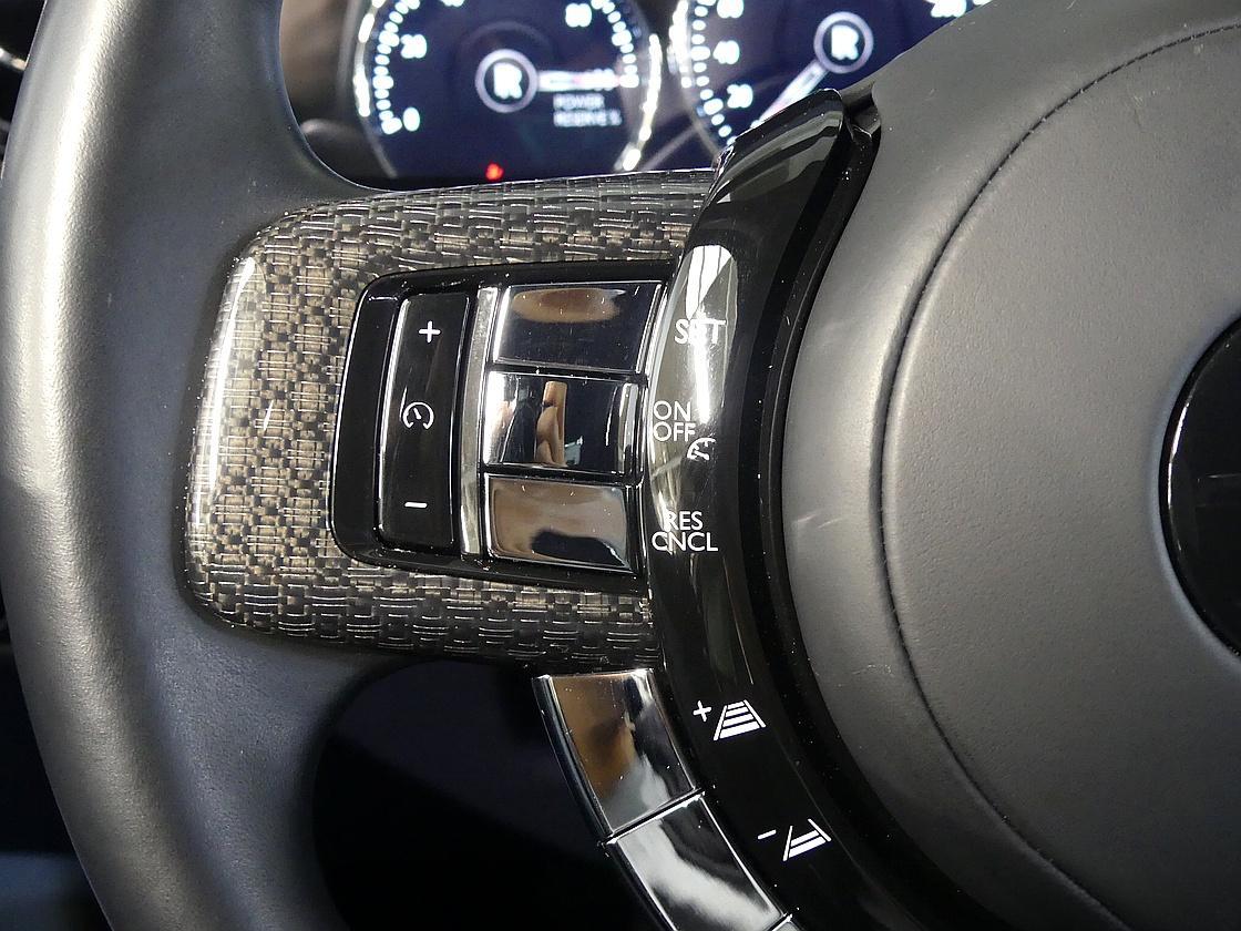 롤스로이스 고스트 2세대 6.7 V12 블랙 배지