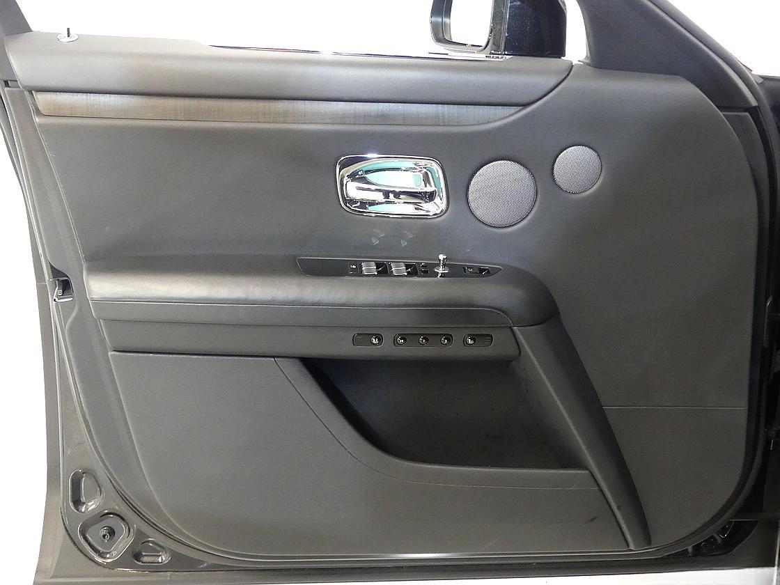 롤스로이스 고스트 2세대 6.7 V12 EWB