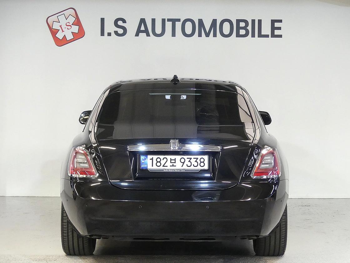 롤스로이스 고스트 2세대 6.7 V12 EWB