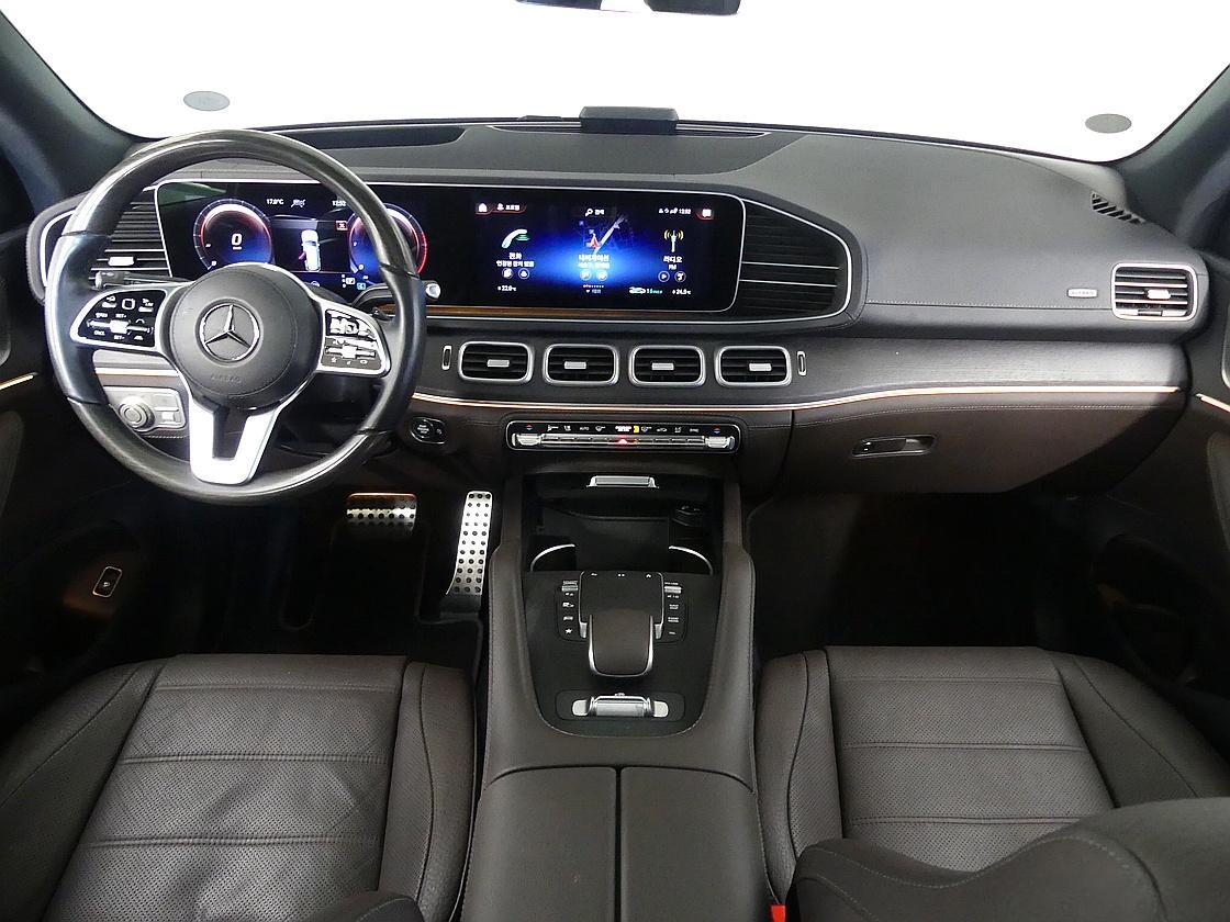 벤츠 3세대 GLS 400 d 4매틱