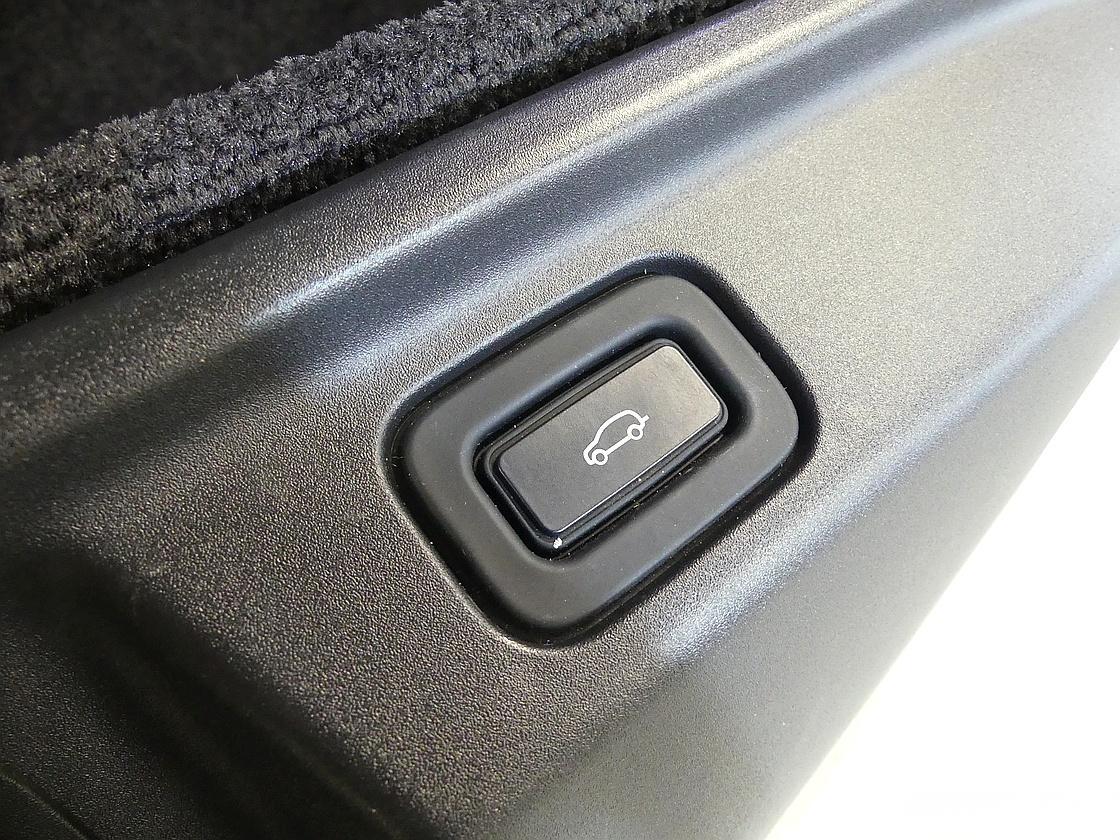 랜드로버 레인지로버 5세대 4.4 P530 LWB 오토바이오그래피