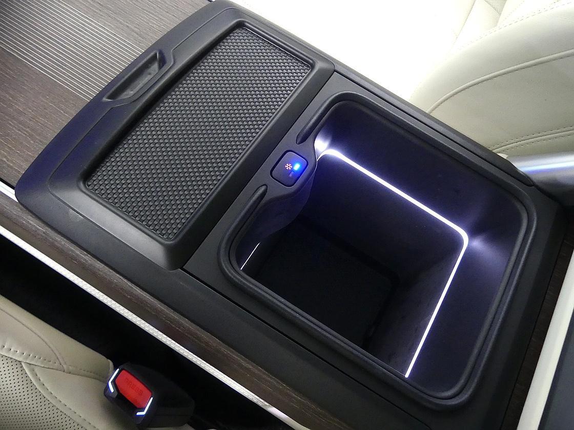 랜드로버 레인지로버 5세대 4.4 P530 LWB 오토바이오그래피