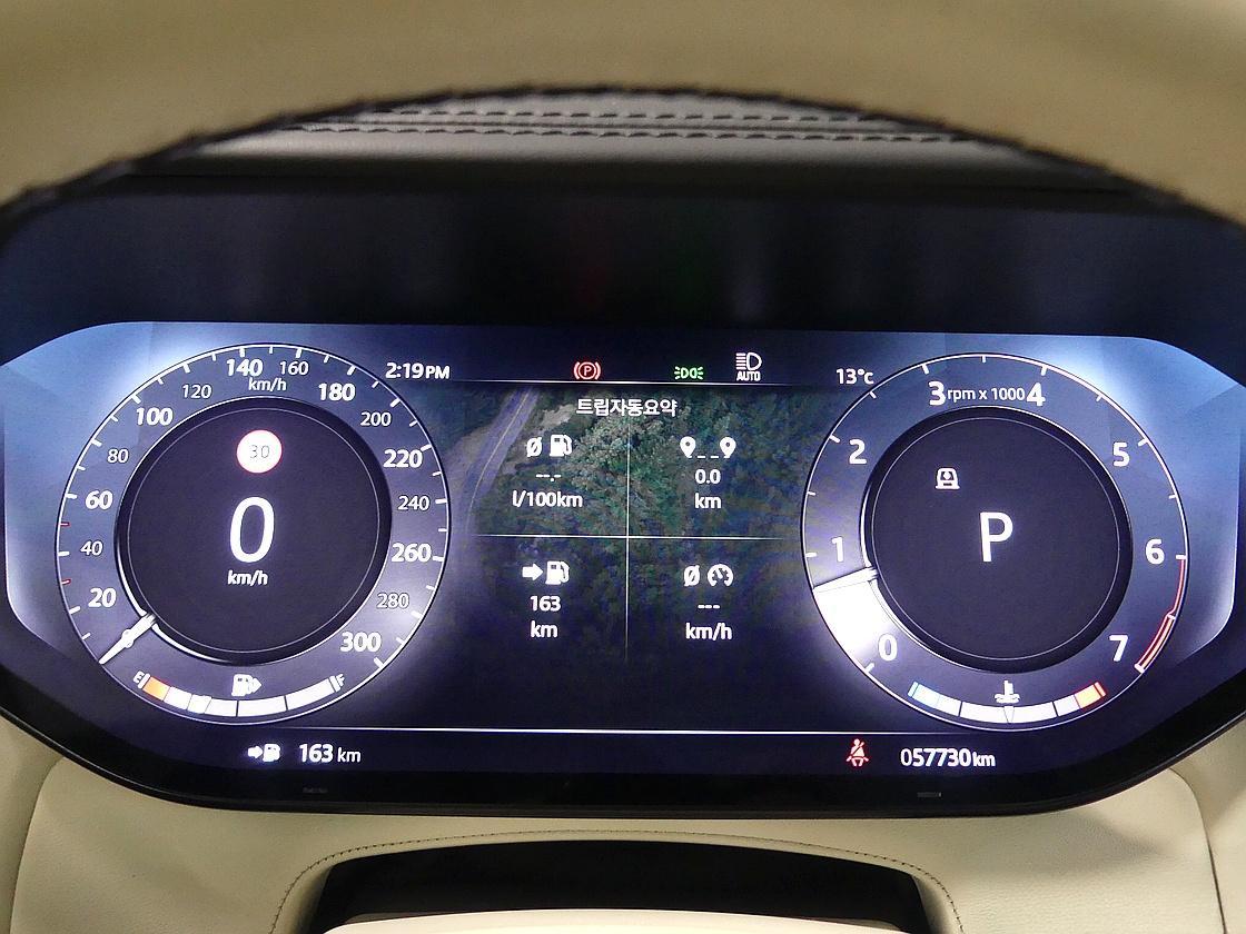 랜드로버 레인지로버 5세대 4.4 P530 LWB 오토바이오그래피