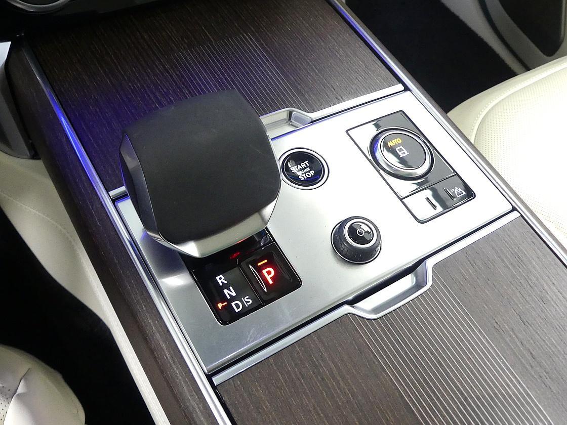 랜드로버 레인지로버 5세대 4.4 P530 LWB 오토바이오그래피