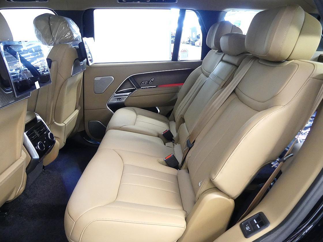 랜드로버 레인지로버 5세대 4.4 P530 LWB 오토바이오그래피 7인승