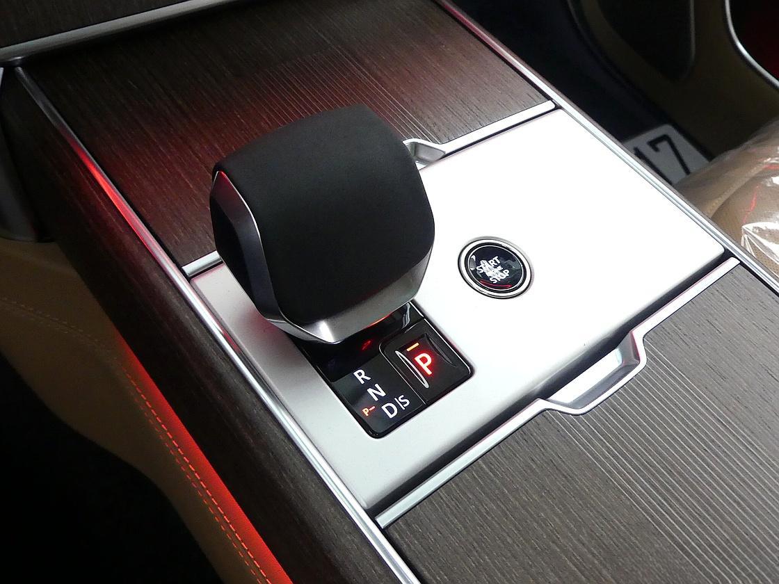 랜드로버 레인지로버 5세대 4.4 P530 LWB 오토바이오그래피 7인승