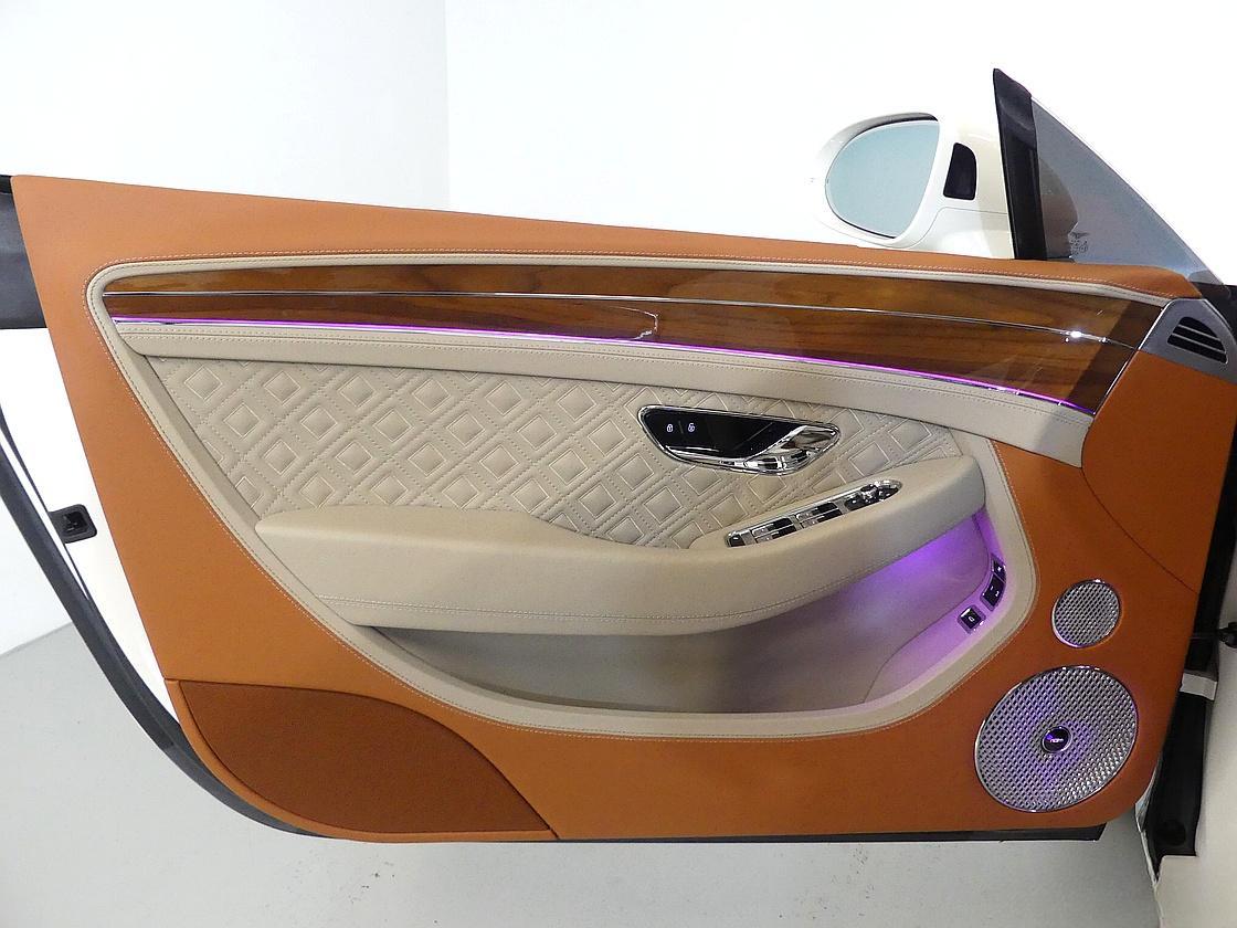 벤틀리 컨티넨탈 GT 3세대 4.0