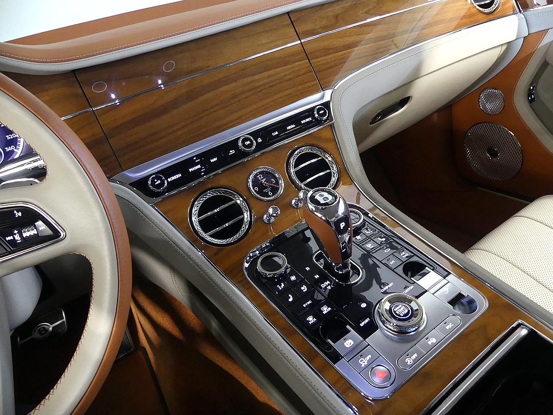 벤틀리 컨티넨탈 GT 3세대 4.0