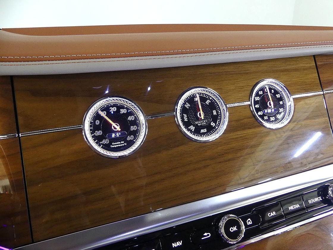 벤틀리 컨티넨탈 GT 3세대 4.0