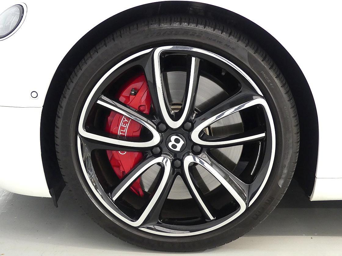 벤틀리 컨티넨탈 GT 3세대 4.0