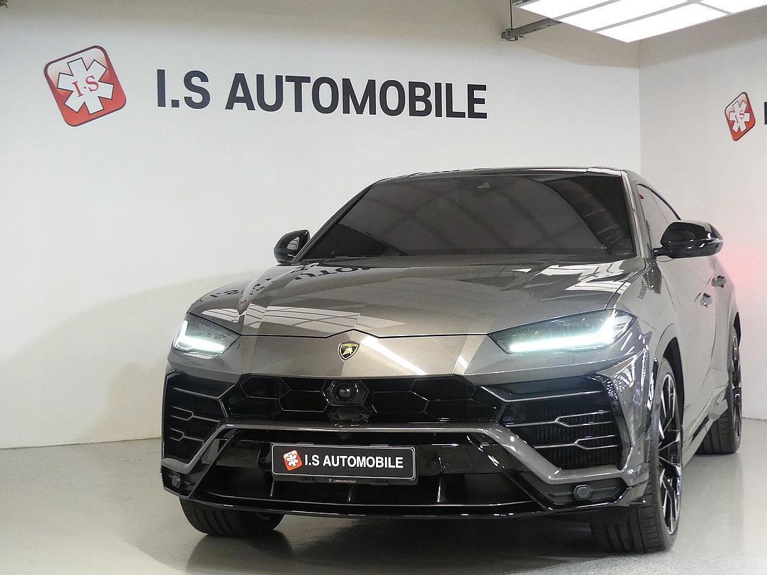 람보르기니 우루스 4.0 V8