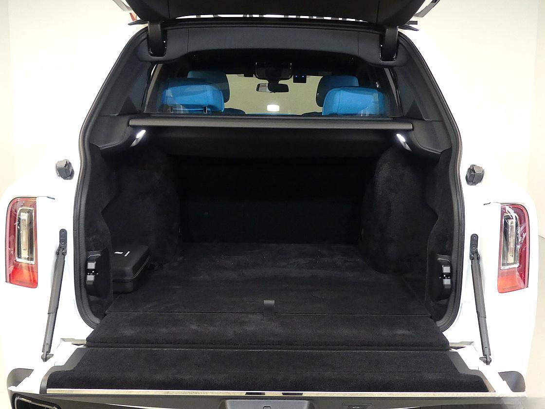 롤스로이스 컬리넌 6.7 V12 블랙 배지