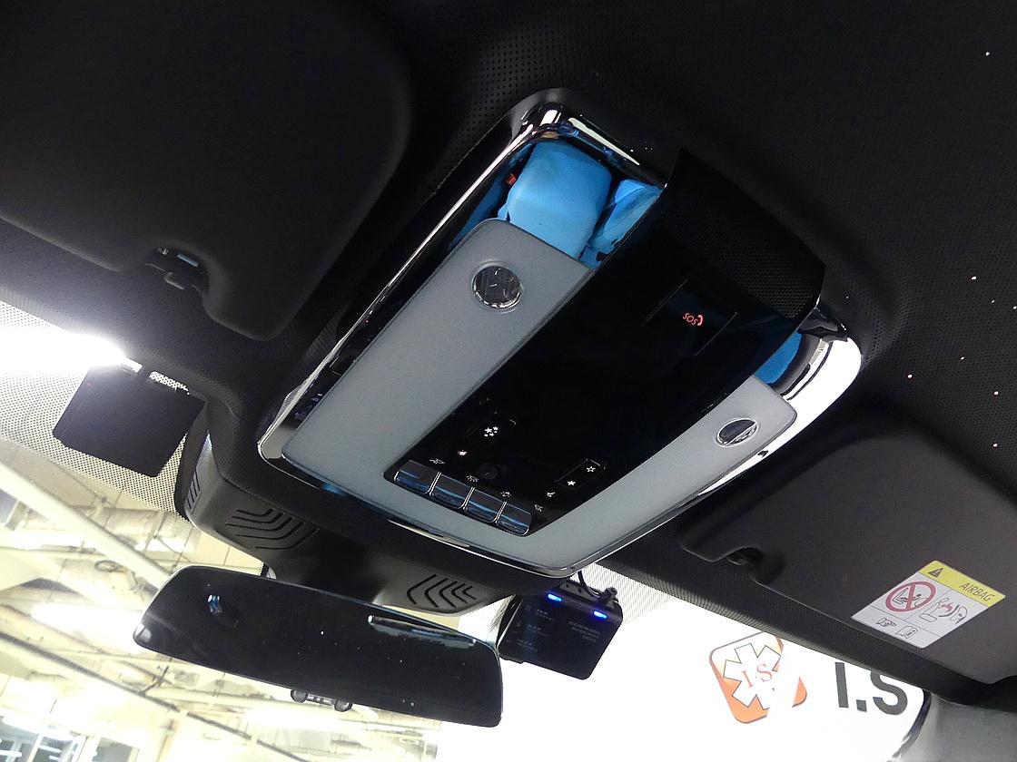 롤스로이스 컬리넌 6.7 V12 블랙 배지