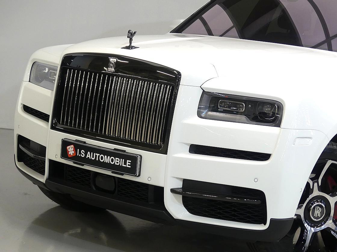 롤스로이스 컬리넌 6.7 V12 블랙 배지