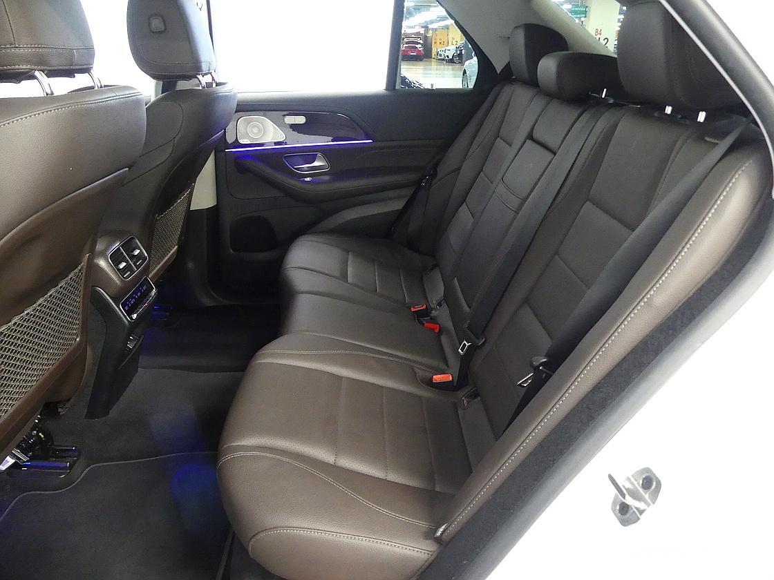 벤츠 2세대 GLE 300d 4매틱