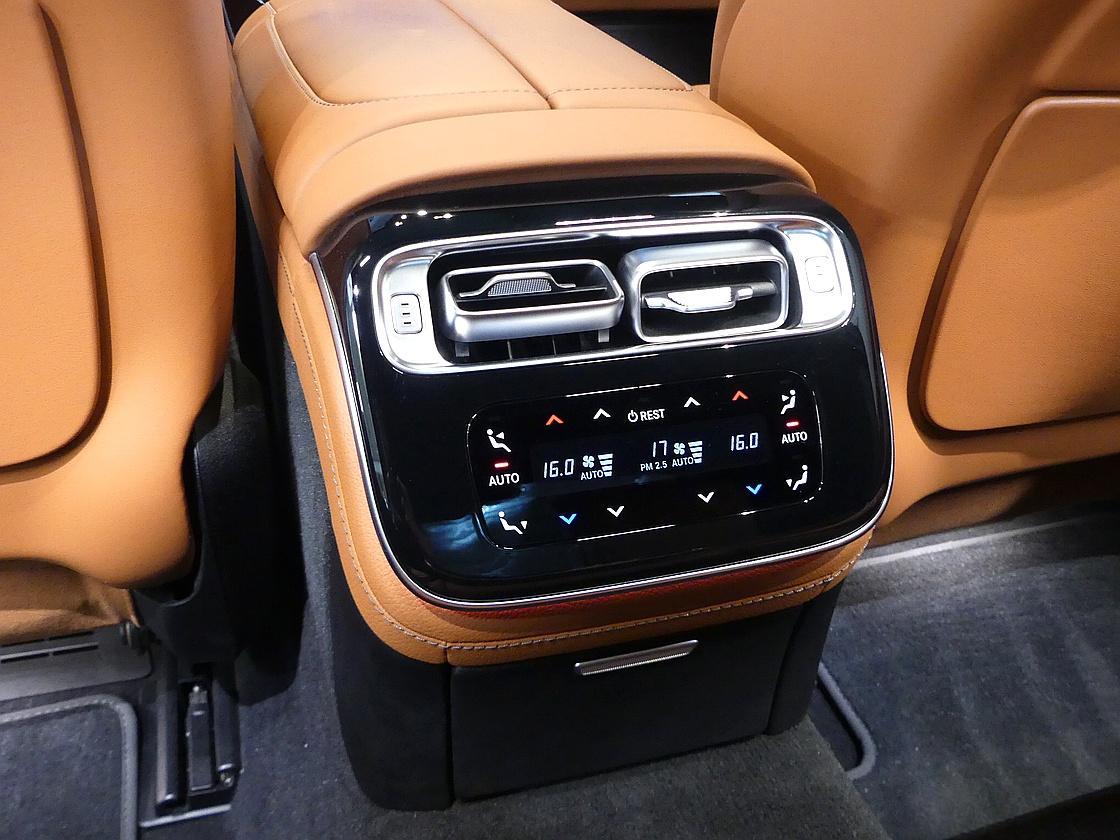 벤츠 7세대 S400 d 4매틱