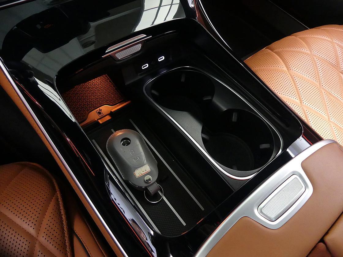 벤츠 7세대 S500L 4매틱