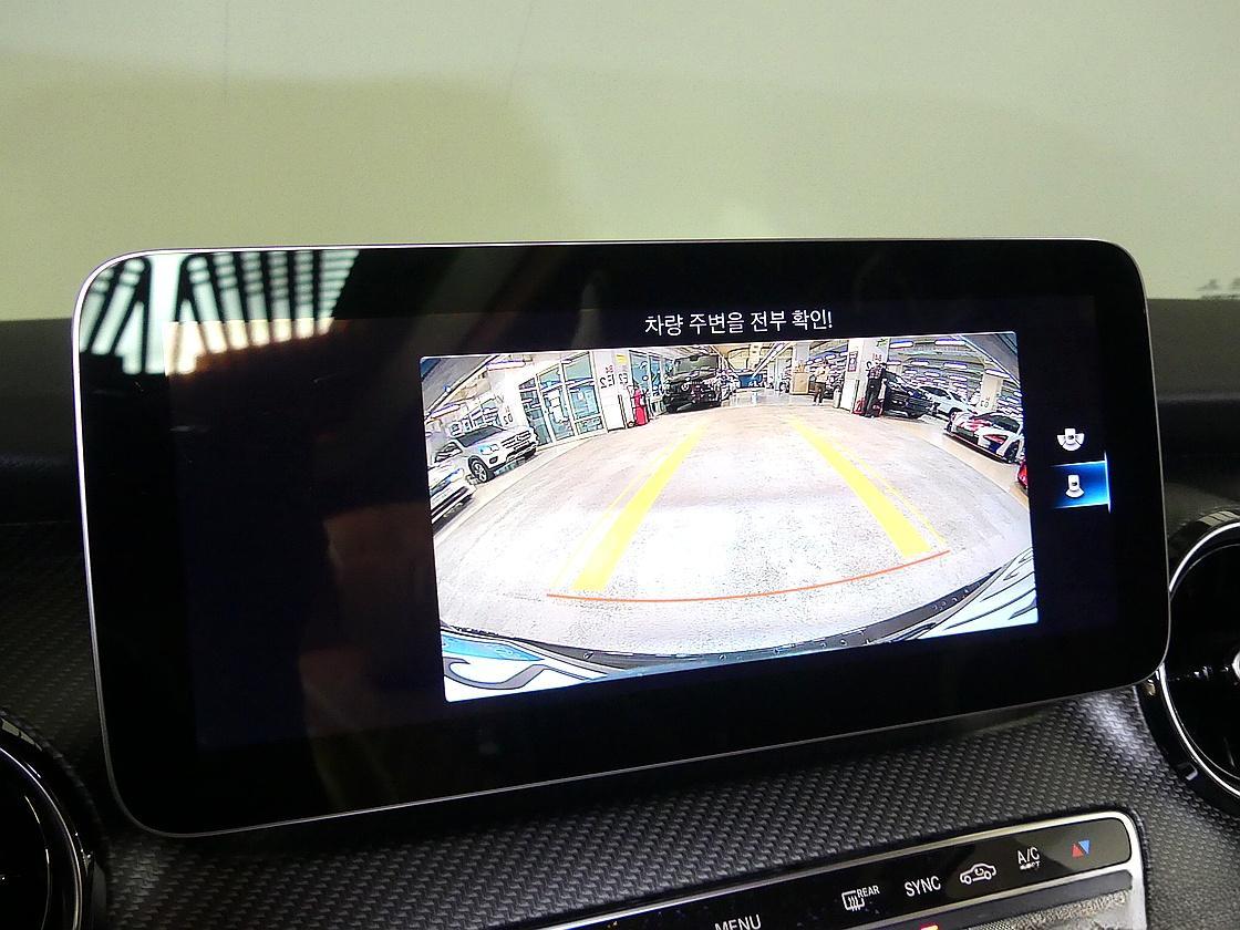 벤츠 3세대 V220 d 4매틱