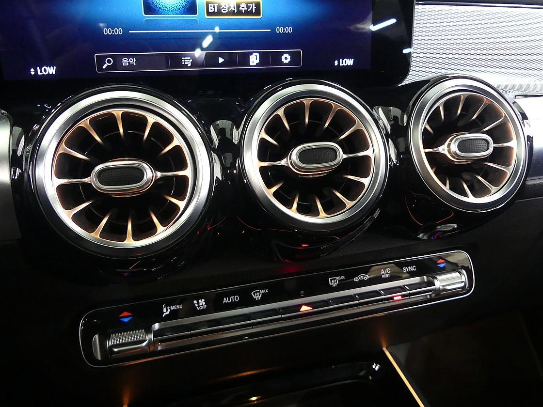 벤츠 GLB200d