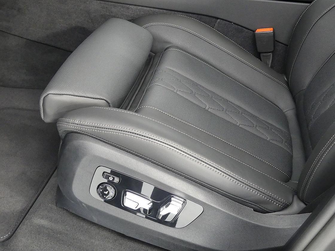 BMW X5 4세대 xDrive 30d M 스포츠