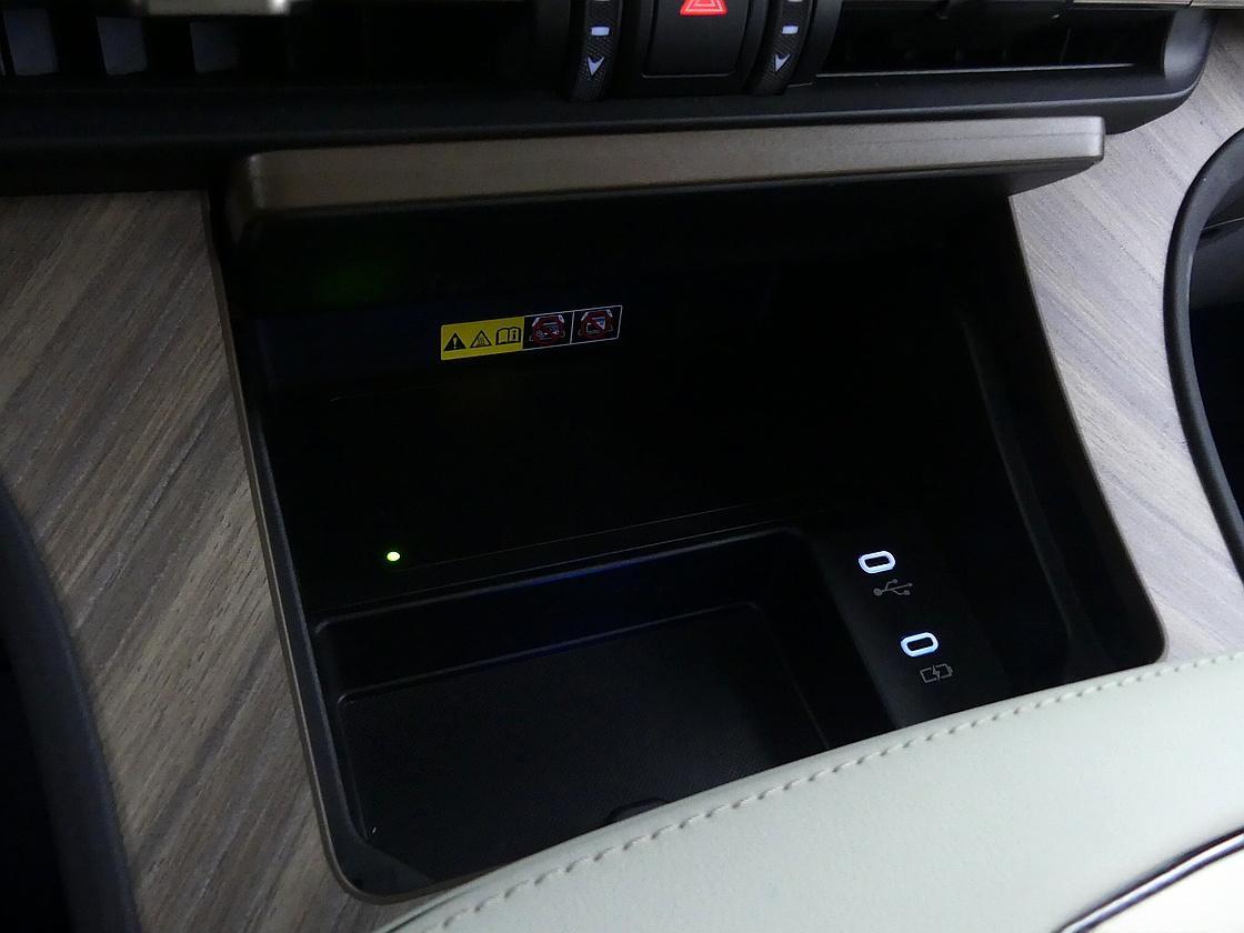 렉서스 LM 500h 이그제큐티브