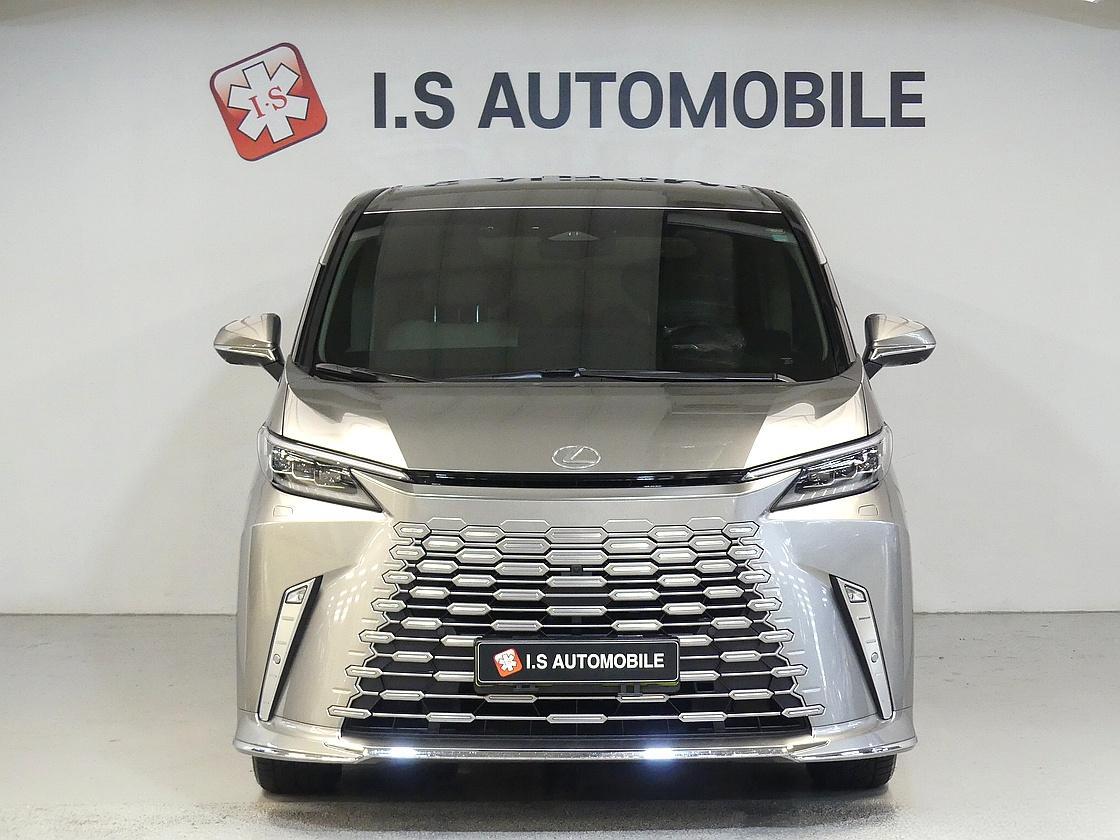 렉서스 LM 500h 이그제큐티브