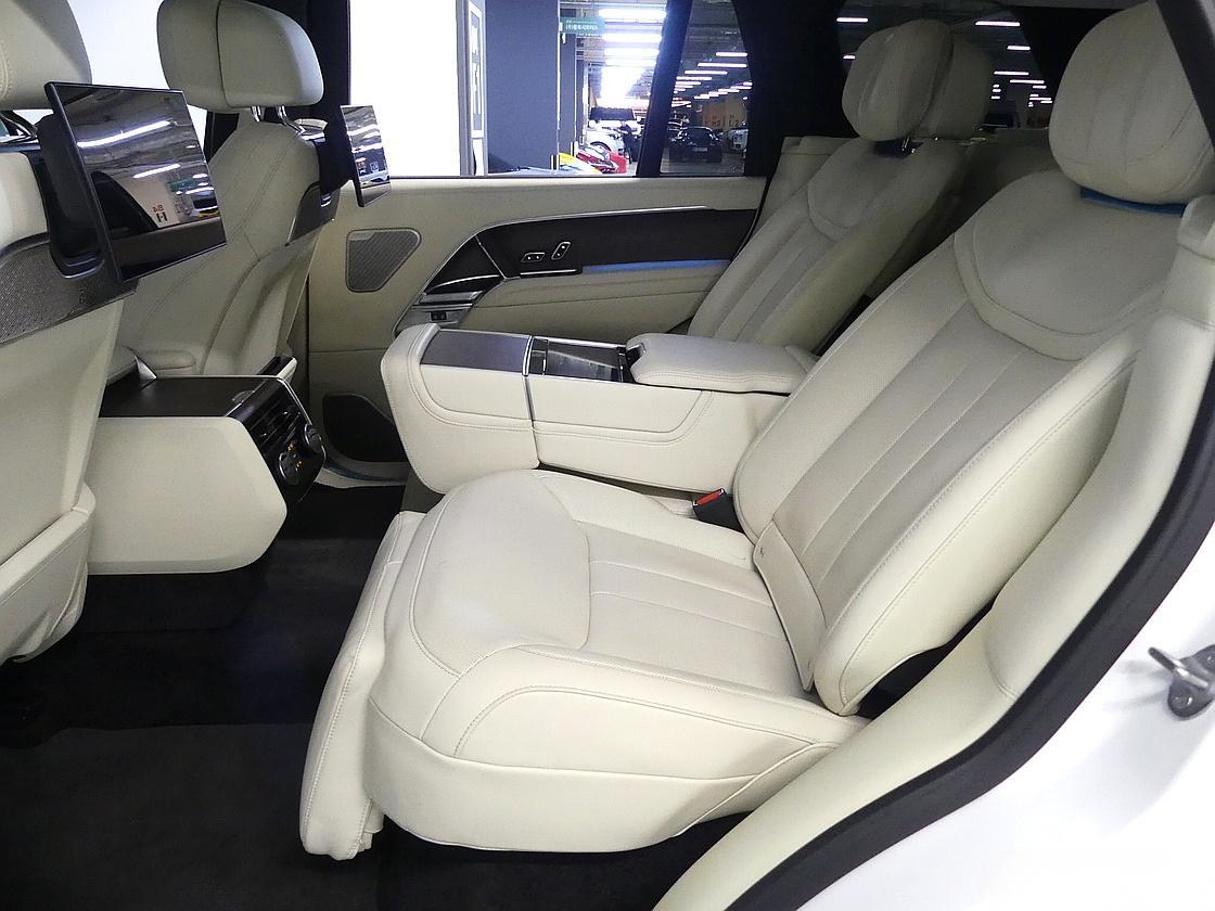 랜드로버 레인지로버 5세대 4.4 P530 LWB 오토바이오그래피