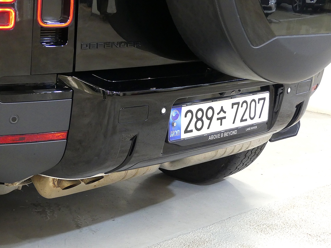 랜드로버 올 뉴 디펜더 110 3.0 D250 SE