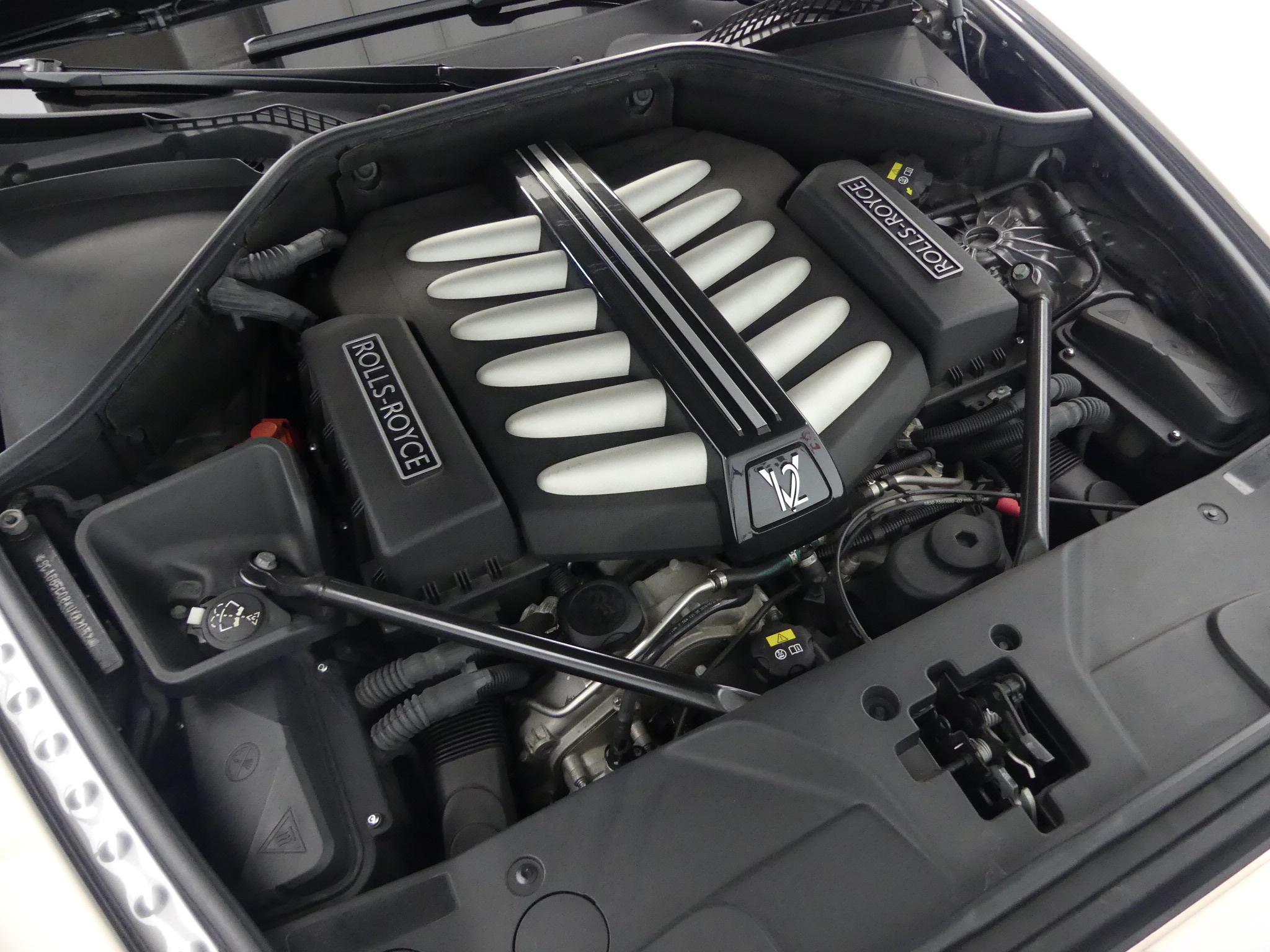 롤스로이스 레이스 6.6 V12