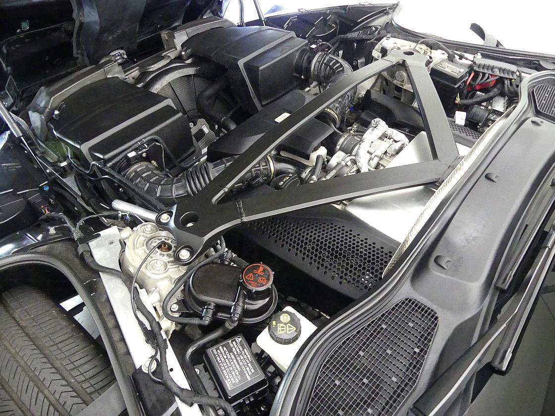 애스턴마틴 DB11 4.0 V8 볼란테
