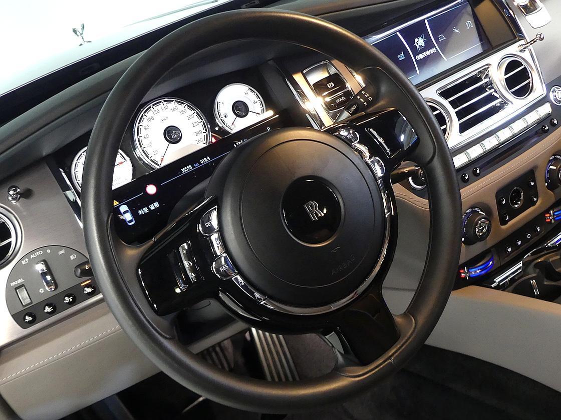 롤스로이스 레이스 6.6 V12