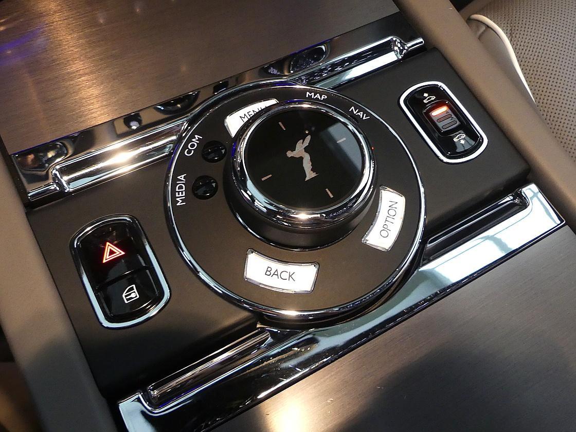 롤스로이스 레이스 6.6 V12