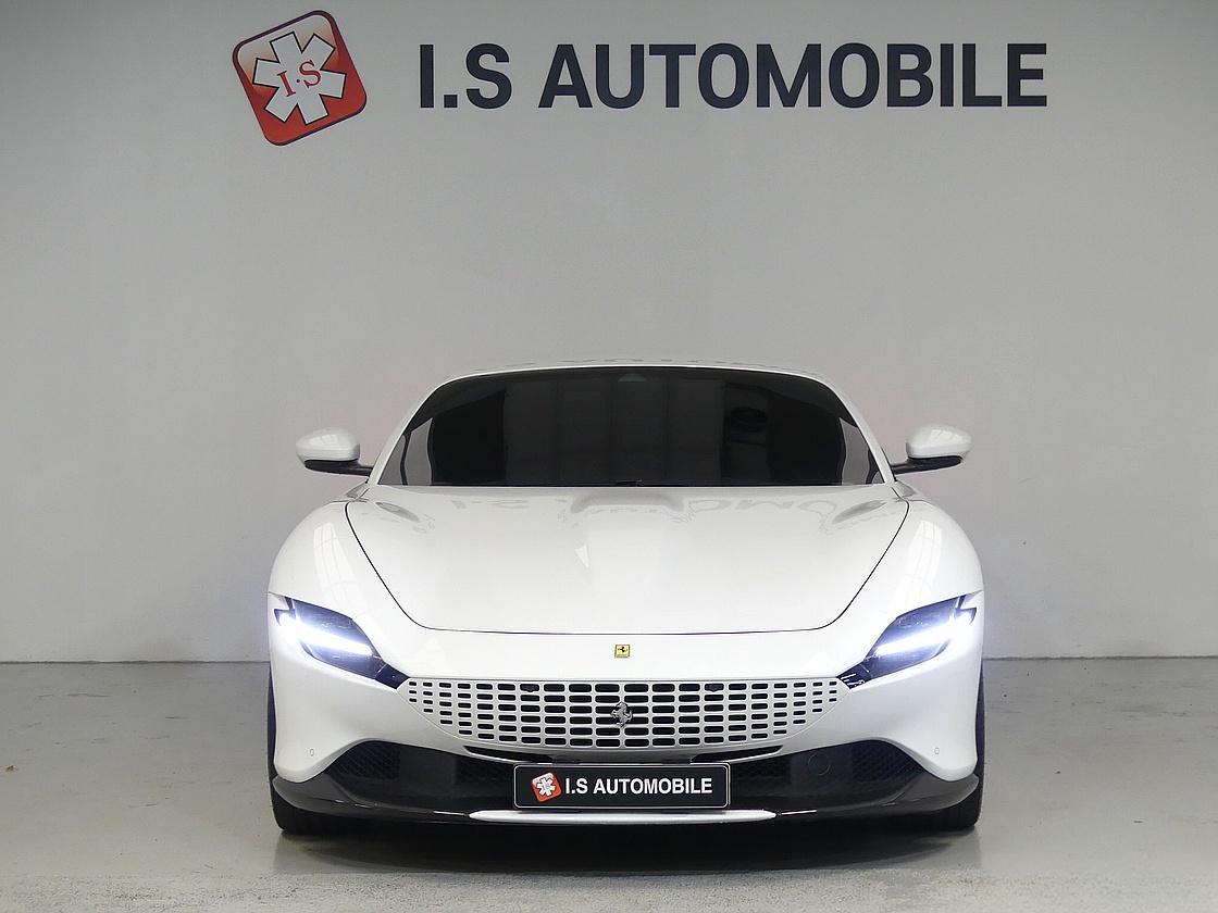 페라리 로마 3.9 V8